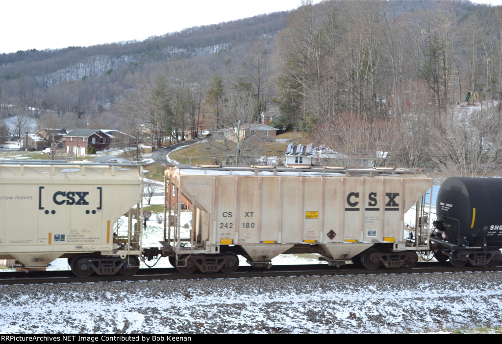 CSXT 242180